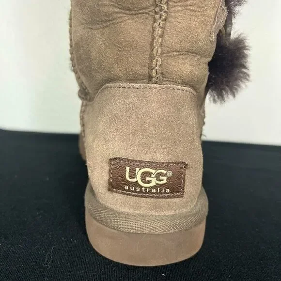 Ugg Bailey Button Triplet Brown​​​ - Picture 10 of 14